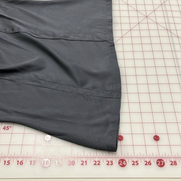 ANN TAYLOR Silk Blend Scoop Neck Seam Detail Gunmetal Grey Tank Blouse Top SZ - Picture 14 of 14
